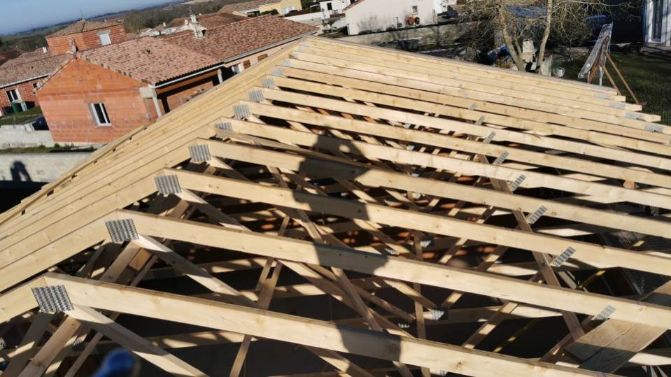 Fermette et tuile en terre cuite – Albi