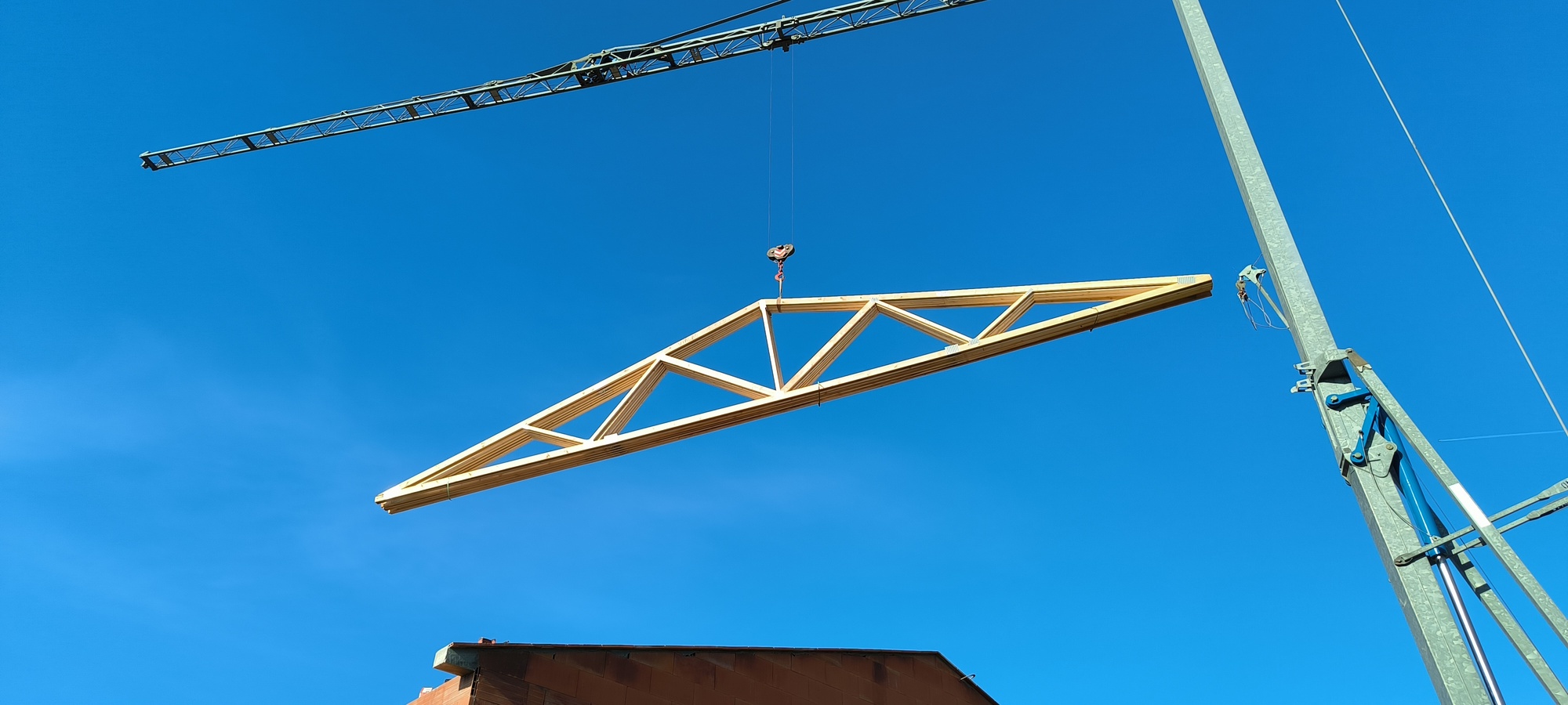 Pose de fermettes et tuiles médiane – Lagrave